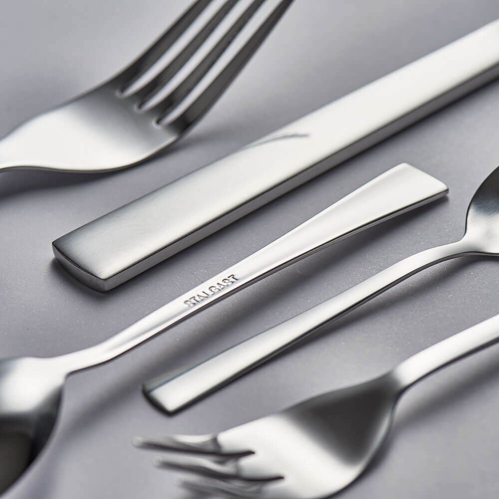 nóż stołowy CLASSIC 3