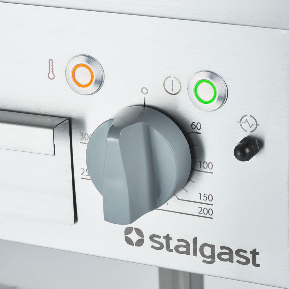 płyta grillowa elektryczna, wolnostojąca, ryflowana, P 4 kW, U 400V 3