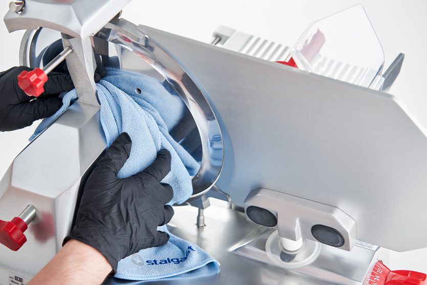 Krajalnica Ohaus - Czyszczenie krajalnicy Krajalnica Ohaus - Czyszczenie krajalnicy